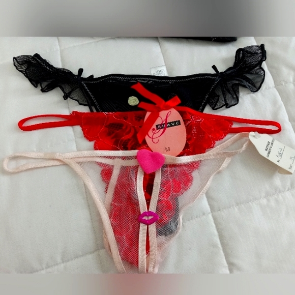 3 Pairs, Pink🩷, Black 🖤 , Red ♥️🍒 - Picture 1 of 5
